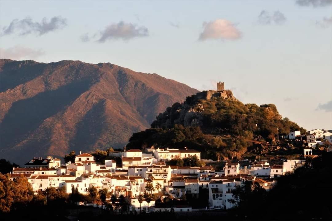 Casa Rural Sierras De Gaucín Kültér fotó